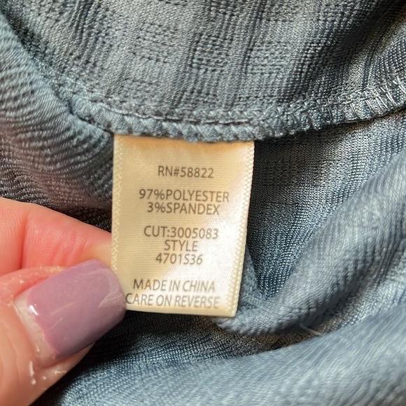 Max Studio blue waffle knit top. Size medium - Picture 8 of 8